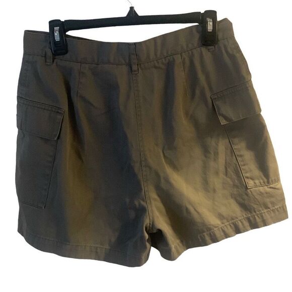 Pre Owned Women’s Willi Smith Shorts Cargo Pockets Sz 10 Casual Style Comfort - Picture 2 of 9